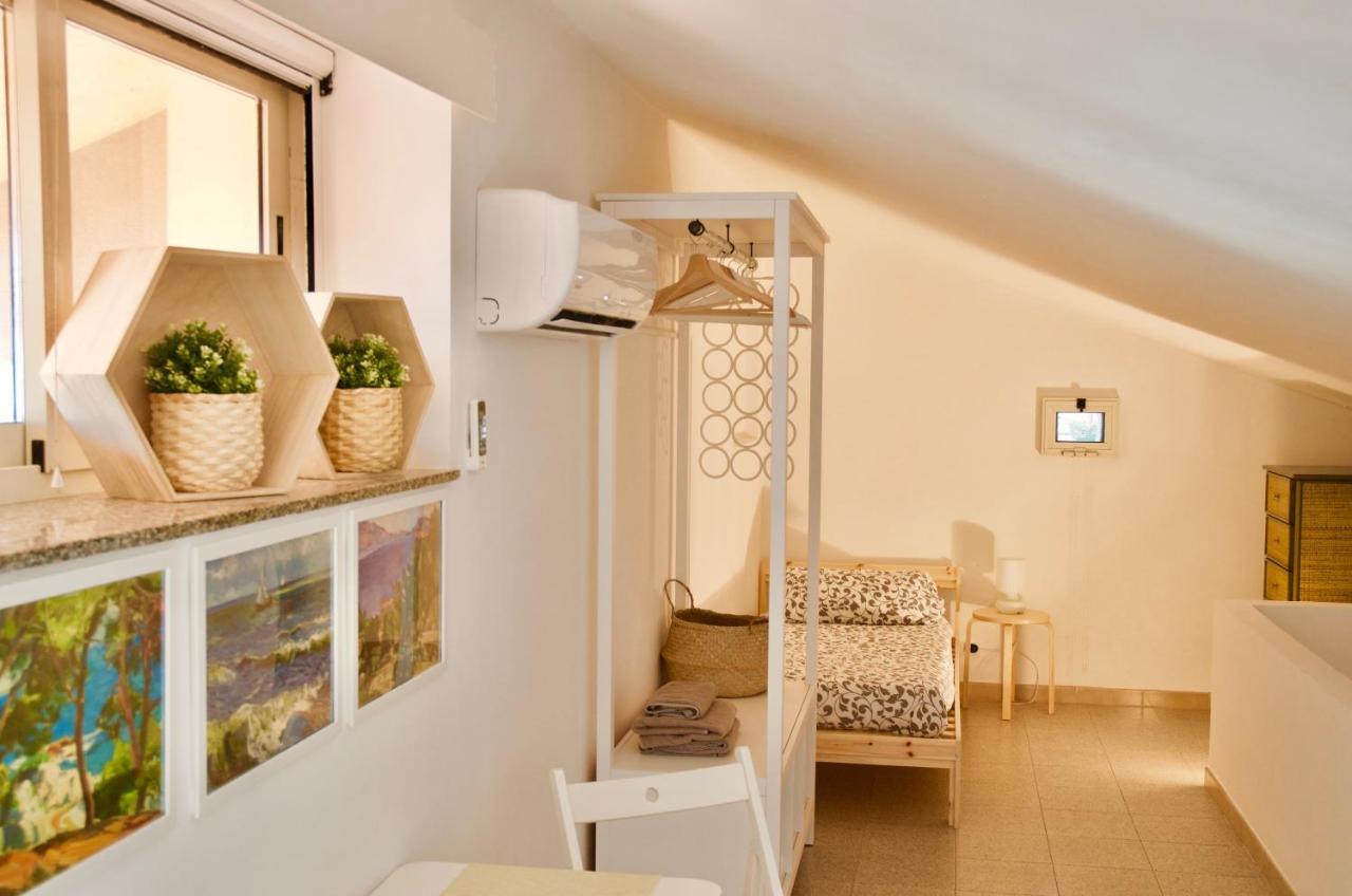 BeachFront Rooms Marina di Ragusa Buitenkant foto